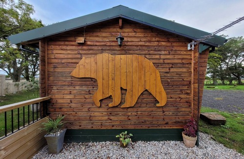 Cronberry Cabin | Cosy wood cabin in rural area near national park
