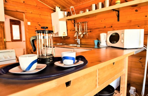 Monda House | Cosy Wooden Cabin with private pool ideal for romantic retreat