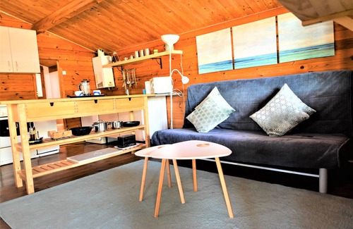Monda House | Cosy Wooden Cabin with private pool ideal for romantic retreat