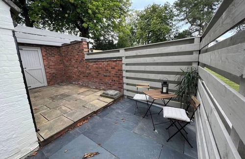 Leighton Apartment | Cosy Wrekin View Annexe