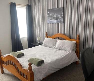 Cleator Moor Apartment | CosyFlat2 Base for C2C Western Lakes Sellafield Contractors