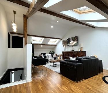 Gagny Villa | CosyVilla proche gare Paris, Disneyland, sites jeux olympiques pour 12 personnes