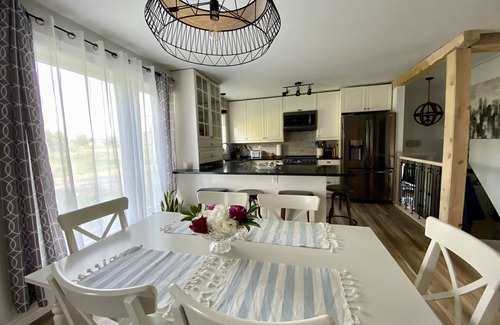 Saint-Michel-de-Bellechasse House | Cottage - The Retro