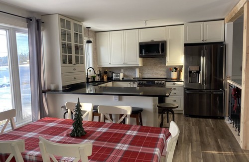 Saint-Michel-de-Bellechasse House | Cottage - The Retro
