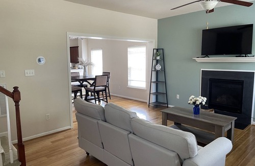 Bayview House | Cotillion Blue: 4bdrms w/Beach access