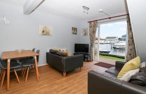 Hoveton House | Cotman Cottage