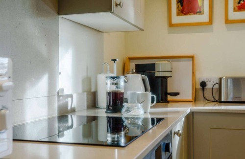 Hook Norton Cottage | Cotswold country cottage -2 Manor Farm