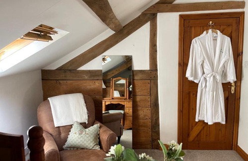 Quenington House | Cotswold Country Cottage