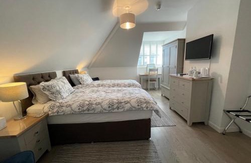 Cirencester House | Cotswold Hare