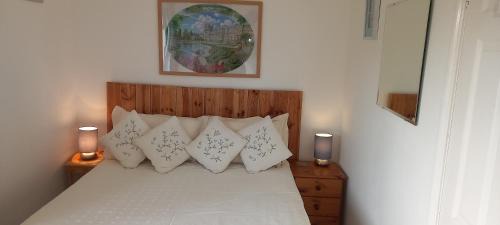 South Leigh House | Cotswold Retreat Children & Pets Welcome