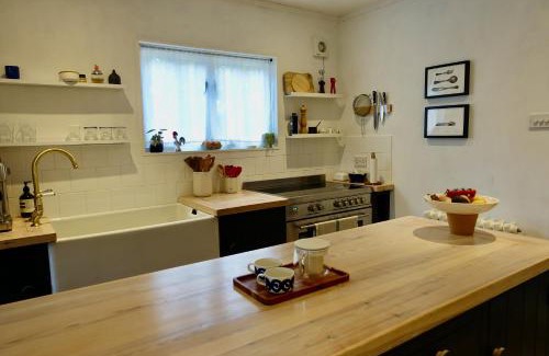 Temple Guiting House | Cotswolds Swedish Cottage