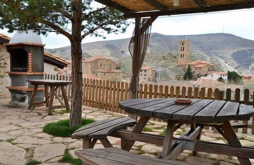 Villarroya de los Pinares Ski Chalet | Cottage (full rental) El Patio del Maestrazgo for 5 people