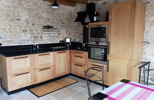 Sainte-Honorine-des-Pertes House | Cottage near the Landing beaches and the fishing port of Port en Bessin