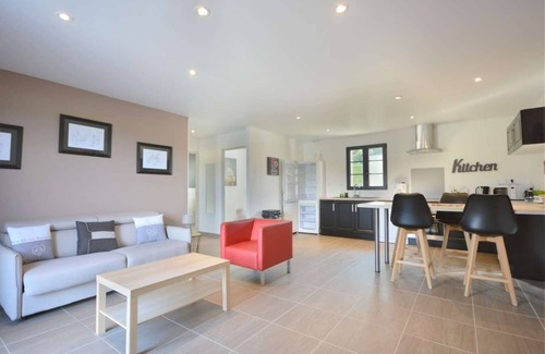Saint-Quentin-en-Tourmont House | Cottage with Terrace in the Bay of Somme