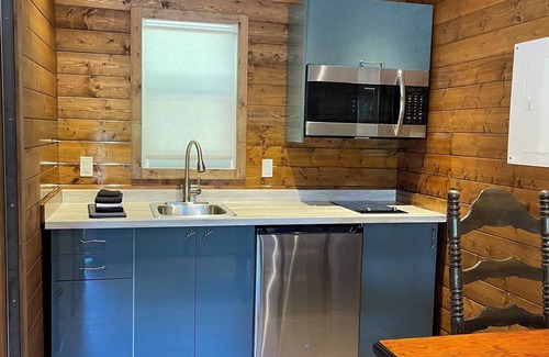 Sooke Cottage | Cottage 1& 2 with Waterfront and Beach Access