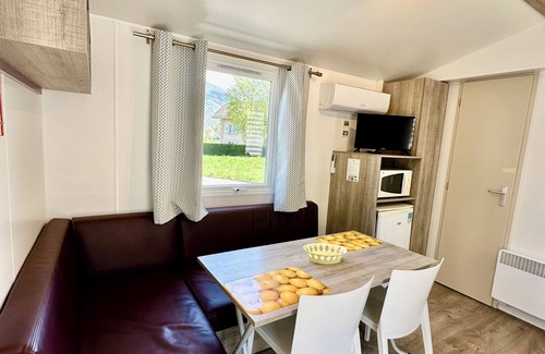 Agarn House | Cottage 1 Ideale 2 Zimmer Unterkunft für 1 -2 Personen Plus Ecksofa für 1 Kind