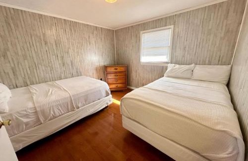 Nancy House | Cottage 11 Lees Ford Marina