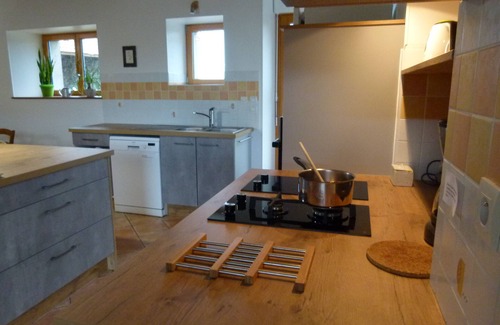 Hillion Cottage | Cottage 12 or 14 seats group (2 ch RMCs in stone farmhouse with garden)