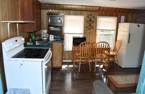 Sauble Beach Cottage | Cottage #15 - Private Access to Sauble Beach