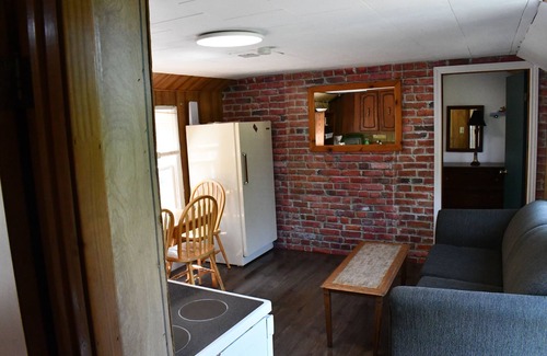 Sauble Beach Cottage | Cottage #15 - Private Access to Sauble Beach