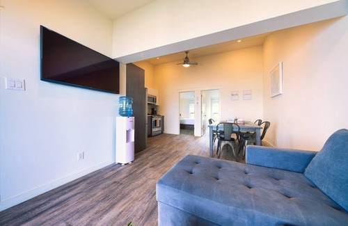 Wainfleet Cottage | Cottage 18: Lower-Level Beachfront Unit in 4-Plex