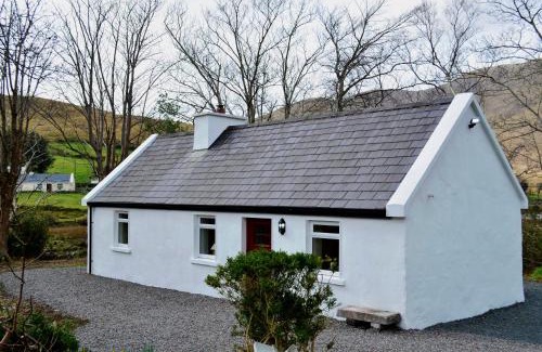 Connacht House | Cottage 194 - Leenane