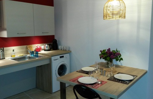 Anduze House | Cottage 2-3 p. "The House of Augustus" - accessible PMR