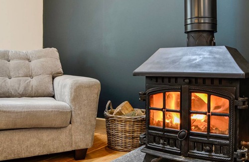 Kirriemuir Cottage | Cottage ∙ 2 bedrooms ∙ 4 guests