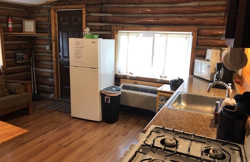 Mayfield Cabin | Cottage 2 by the lake