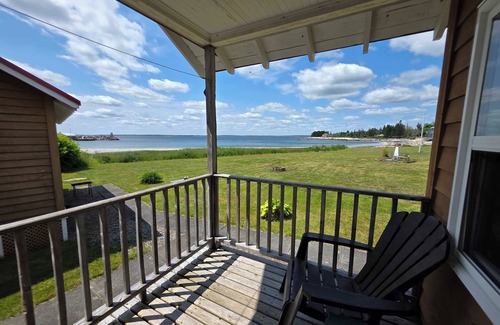 Hunts Point Cabin | Cottage # 2 Hunts Point Beach Cottages - 2 bedrooms
