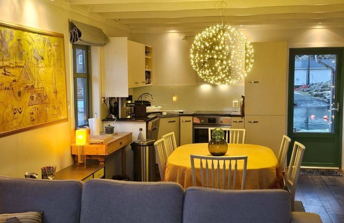 Selbjorn Cottage | Cottage 2 meters from the sea, 2 hours from Bergen in Norway. Unike location