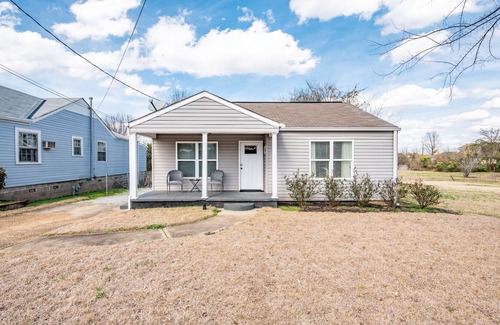 Tuscaloosa House | Cottage 2 miles from University of Alabama Campus