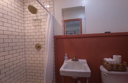White Cloud Cottage | Cottage #2 *New Spring Rates*