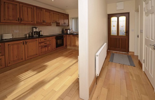 Cleggan Cottage | Cottage 323 - Cleggan - sleeps 8 guests in 4 bedrooms
