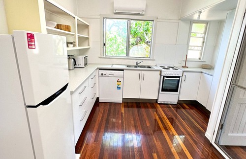 Cooee Bay Cottage | Cottage @ 33