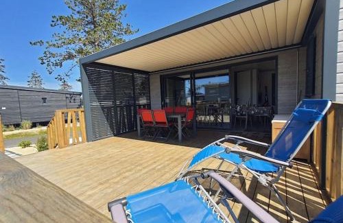 Jullouville-les-Pins Ski Chalet | Cottage 4-6 pers-piscine chauffée-150m plage