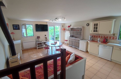 Houlgate House | Cottage 4 to 6 people between sea 5min and countryside