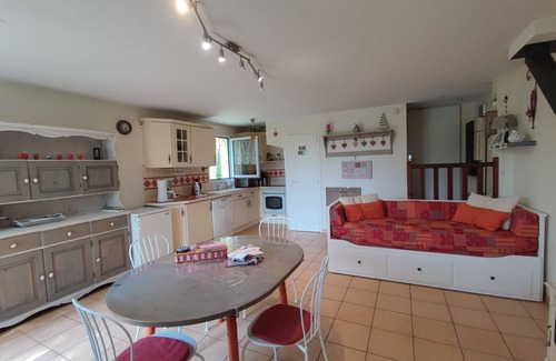 Houlgate House | Cottage 4 to 6 people between sea 5min and countryside