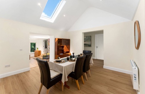 Letterfrack Cottage | Cottage 446 - Letterfrack - sleeps 6 guests in 3 bedrooms