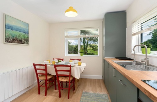 Letterfrack Cottage | Cottage 446 - Letterfrack - sleeps 6 guests in 3 bedrooms