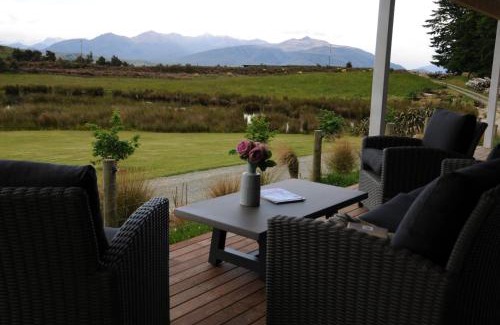Te Anau Apartment | Cottage 45° South