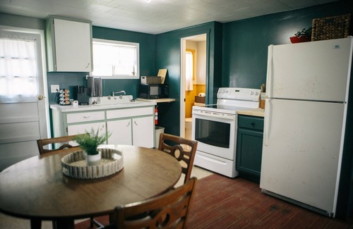 White Cloud Cottage | Cottage #5 *New Spring Rates*