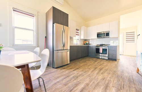 Wainfleet House | Cottage # 5...thelongbeachresort.ca
