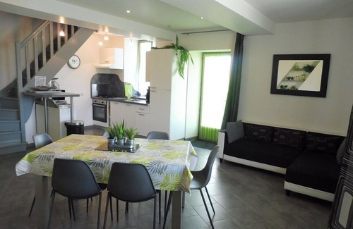 Cartigny l'Epinay Cottage | Cottage 6 people with indoor pool, fishing pond, landing beaches
