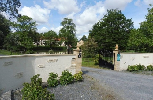 Cartigny l'Epinay Cottage | Cottage 6 people with indoor pool, fishing pond, landing beaches