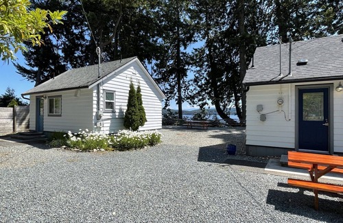Sooke Cottage | Cottage 6 with Waterfront and Beach Access