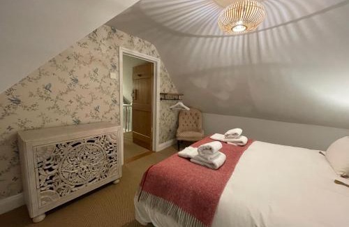 Henley House | Cottage 7 mins from Henley with gated parking