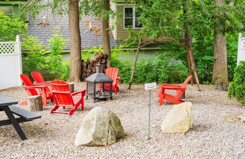 Wolfeboro Cottage | Cottage 8-9 - Year Round - Pet Friendly - Stand Alone 2 Bedroom/2 Bath