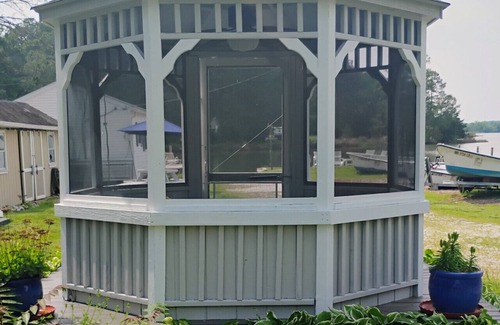 St. Michaels Cottage | Cottage #8 Herons Nest Lg 2 rooms Under Main House