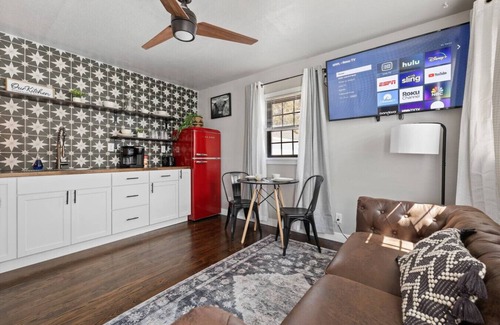 Spearfish Apartment | Cottage #8, Spearfish Cottages